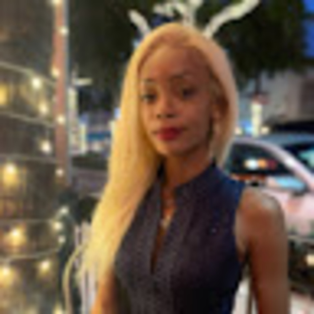 Meet your Posher, Jamila